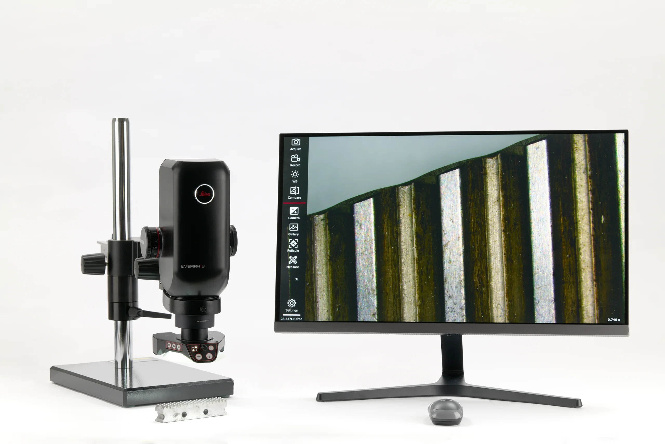 Дигитален микроскоп Leica Emspira 3